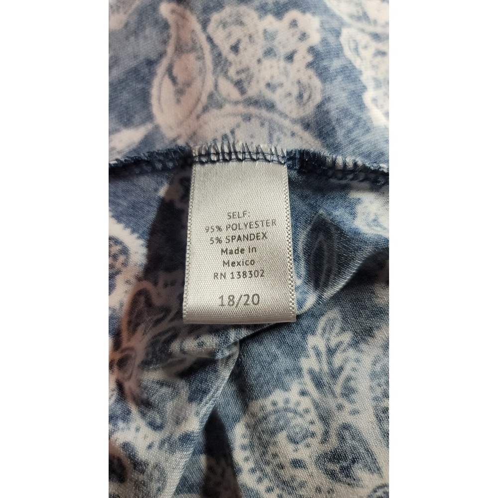 Avenue Blue‎ & White Floral Paisley Blouse - Picture 11 of 12